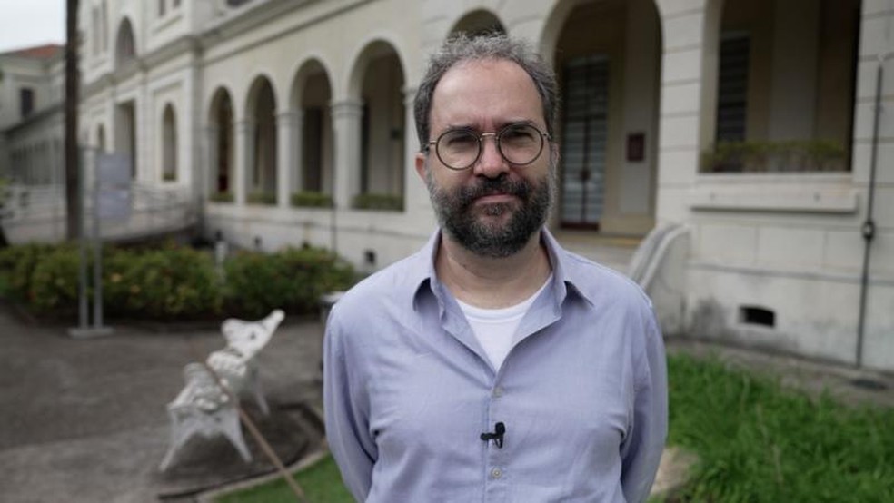 Rafael Cariello pesquisou como o avanço do café rumo ao interior paulista se deu, inicialmente, por uma mudança política — Foto: Fernando Otto/BBC