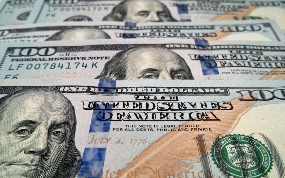 dolar — Foto: Karina Trevizan/G1