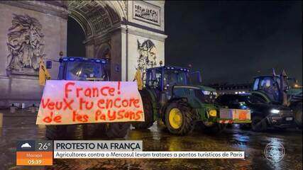 Agricultores da França fazem protesto contra o acordo entre Mercosul e União Europeia