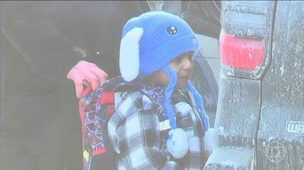 Polícia de imigração dos EUA prende criança de 5 anos em Mineápolis
