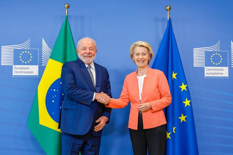 Presidente Lula em reunião com a presidente da Comissão Europeia, Ursula von der Leyen — Foto: Ricardo Stuckert/PR