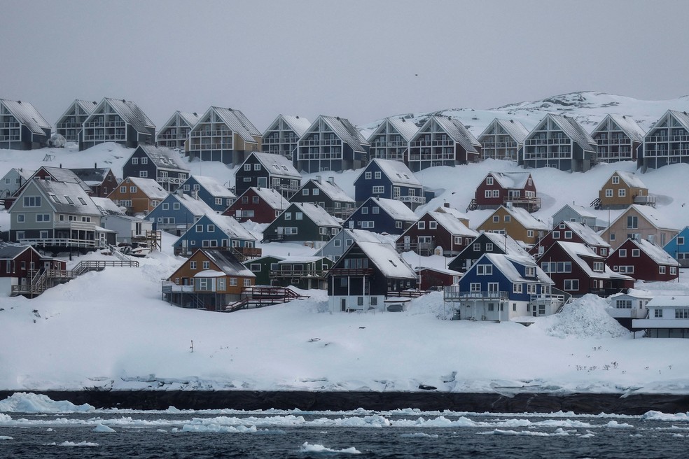 Vista de Nuuk, capital da Groenlândia, em 9 de fevereiro de 2025 — Foto: Sarah Meyssonnier/Reuters