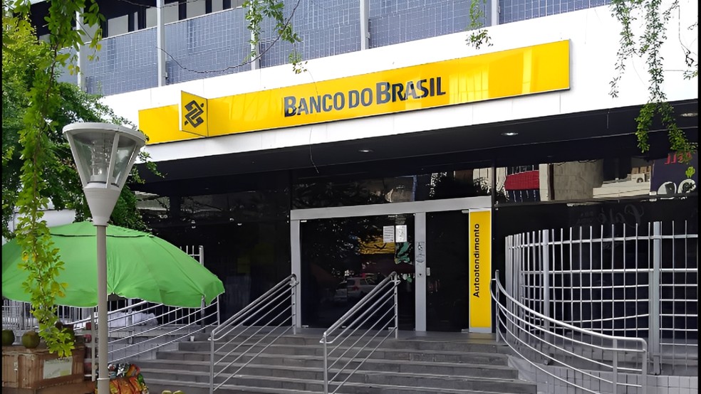 Agência do Banco do Brasil de Caruaru, no Agreste de Pernambuco — Foto: Reprodução/Google Street View
