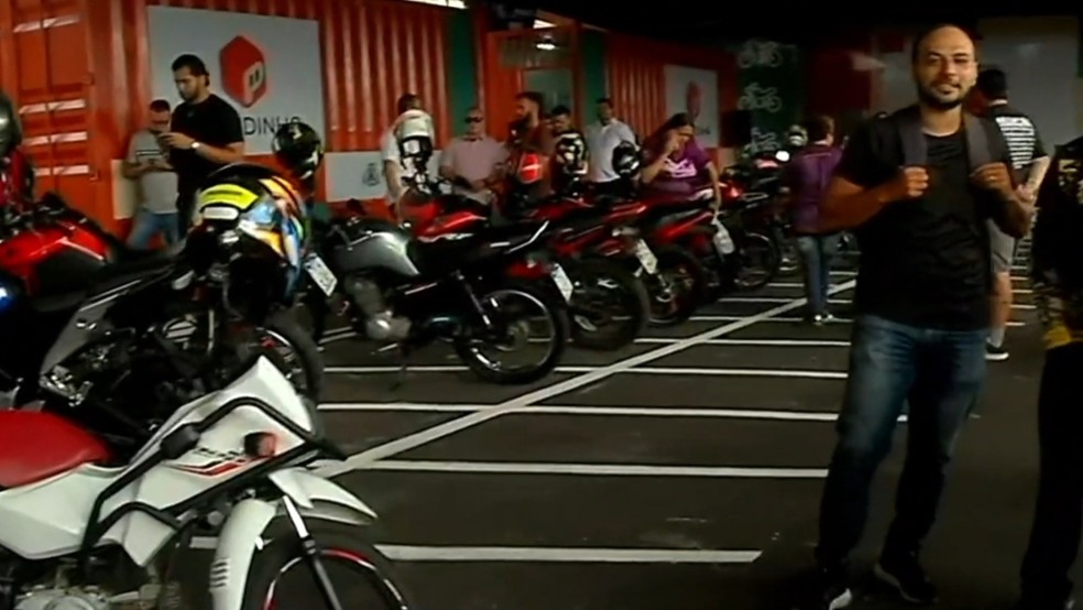Espaço para descanso e suporte de condutores e entregadores de aplicativo é inaugurado em Fortaleza. — Foto: TV Verdes Mares/ Reprodução