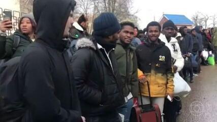 Em 13 dias de guerra, mais de 2 milhões de pessoas fogem da Ucrânia para países vizinhos