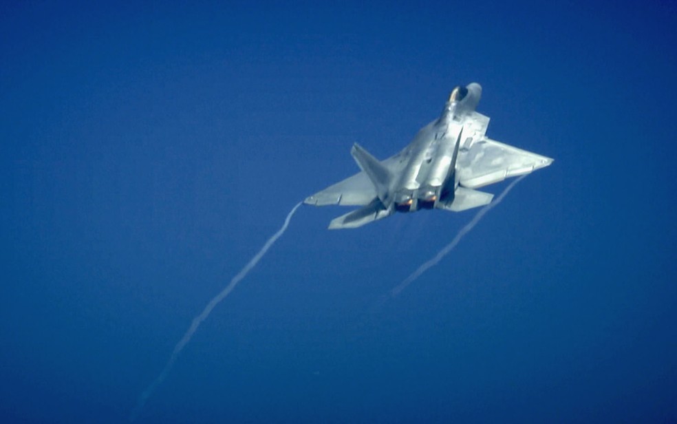 O caça F-22, da Força Aérea norte-americana. — Foto: Reprodução/EPTV