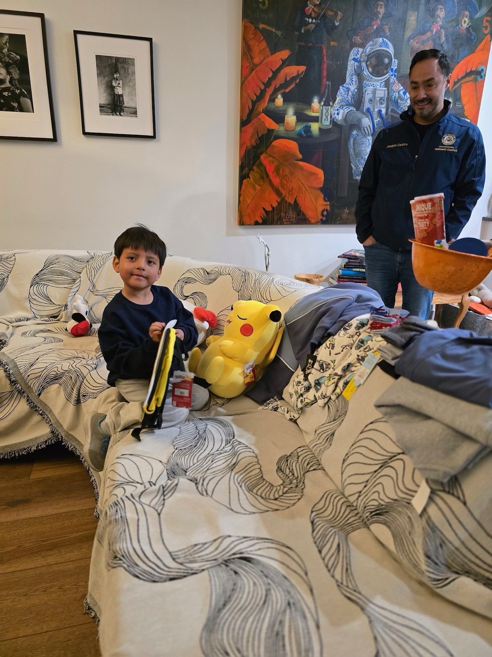 Liam Conejo Ramos, de 5 anos, fotografado em casa em Minneapolis em 1º de fevereiro de 2026. — Foto: Divulgação/Joaquín Castro no X