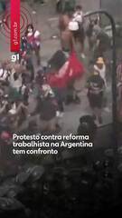 Protesto na Argentina tem confronto entre policiais e manifestantes