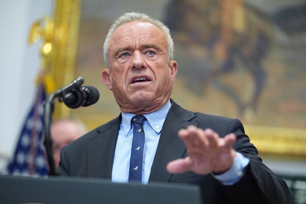 Secretário de Saúde e Serviços Humanos, Robert F. Kennedy Jr — Foto: AP/Evan Vucci