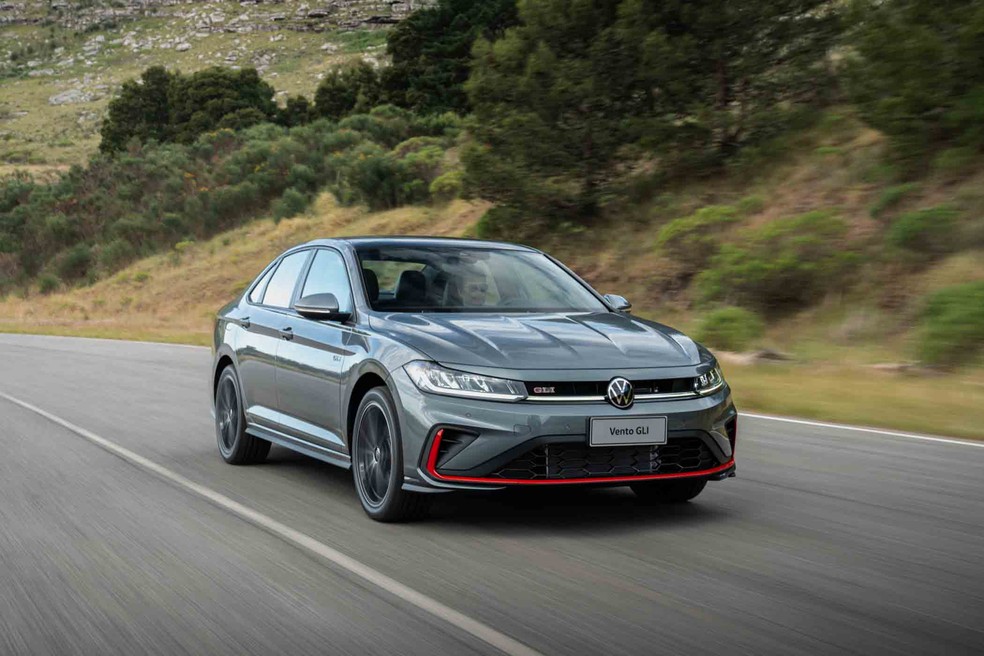 Volkswagen Vento GLI tem desconto de 7% na Argentina — Foto: Divulgação / Volkswagen