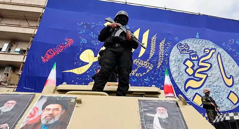 Membros da Guarda Revolucionária do Irã — Foto: AFP via BBC