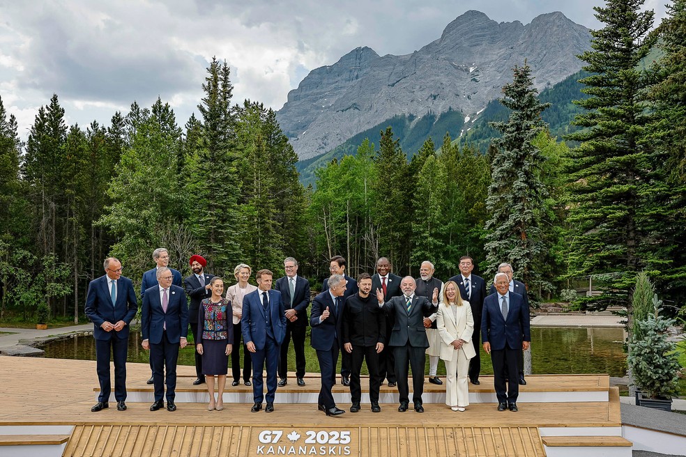 Líderes do G7 em foto oficial durante reunião em 2025 — Foto: Ricardo Stuckert/Presidência da República