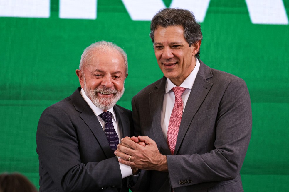 O presidente Lula e o ministro da Fazenda, Fernando Haddad, em Brasília. — Foto: Marcelo Camargo/Agência Brasil