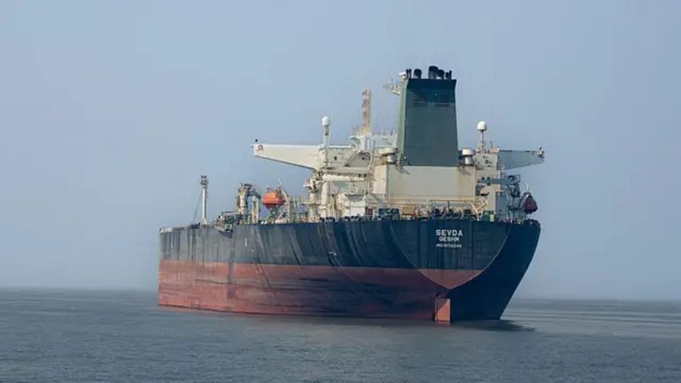 Estreito de Ormuz escoava mais de 20% do transporte global de petróleo. — Foto: Getty Images via BBC