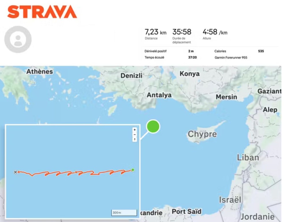 Corrida registrada no mar pelo marinheiro no dia 13 de março — Foto: STRAVA