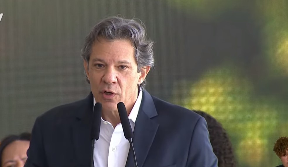 Haddad durante discurso no lançamento do Plano Safra para agricultura familiar — Foto: Reprodução/Canal Gov