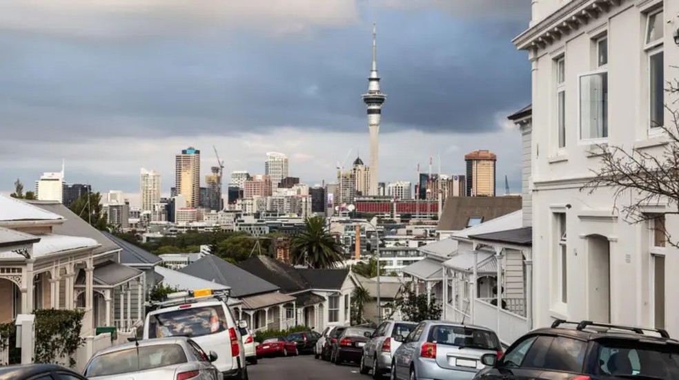 Auckland, a capital da Nova Zelândia, não conseguiu reter Nicole Ballantyne — Foto: Getty Images/ BBC