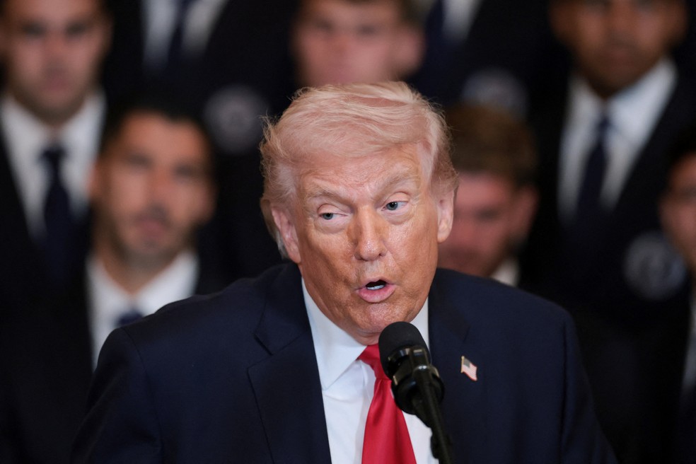 O presidente dos EUA, Donald Trump, em discurso — Foto: Jonathan Ernst/Reuters