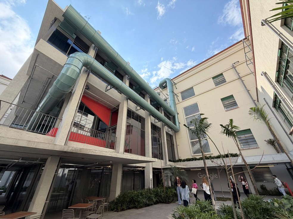 Novo centro de engenharia do Google em São Paulo. — Foto: Darlan Helder