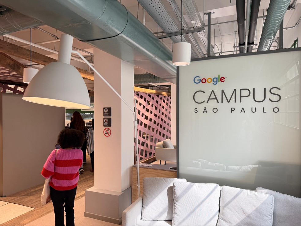 Novo centro de engenharia do Google em São Paulo. — Foto: Darlan Helder